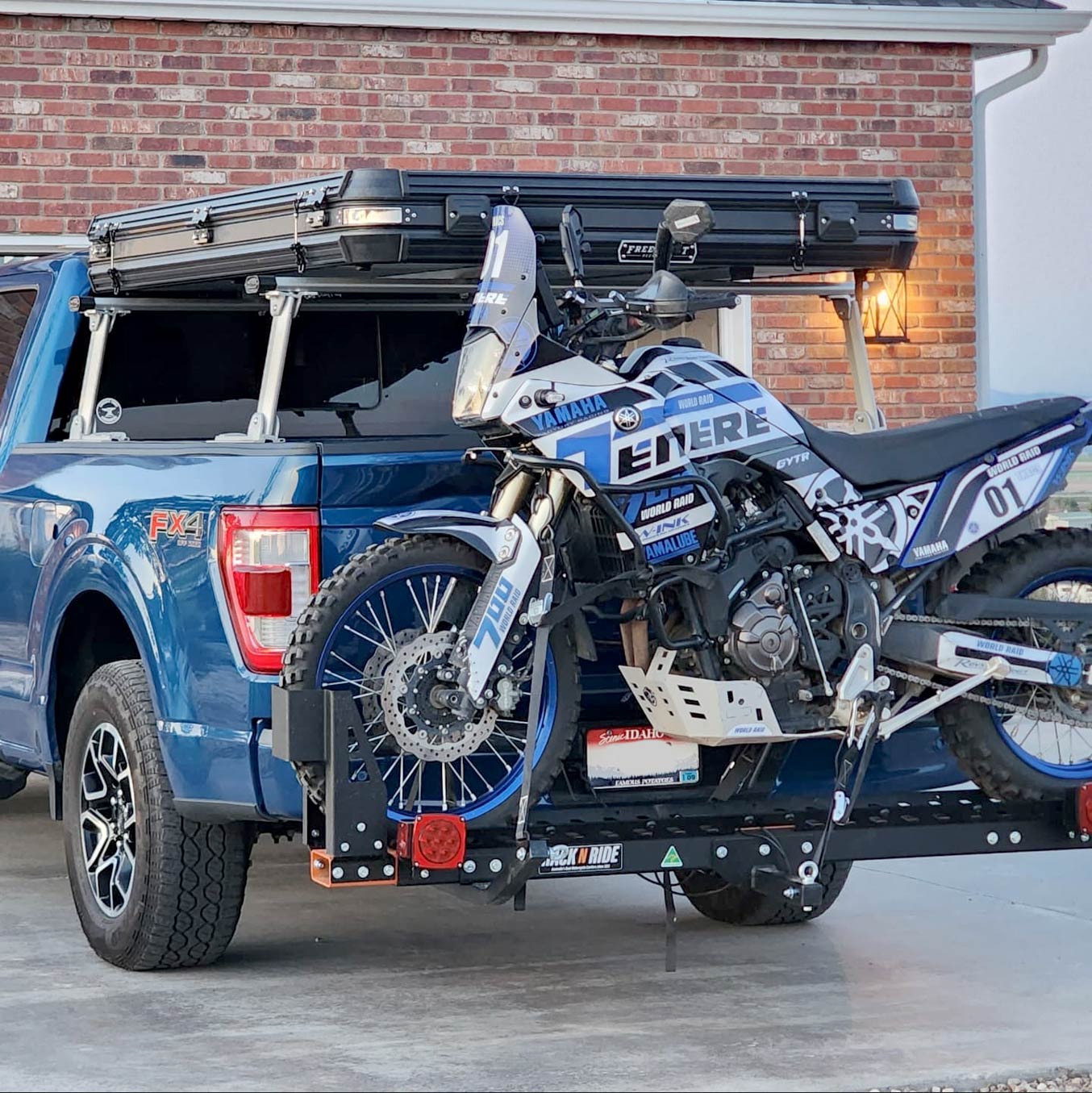 Ford Ranger FX4 with Yamaha Ténéré 700 World Raid safely tied down atop of the bestselling Rack N Ride ADV motorcycle carrier